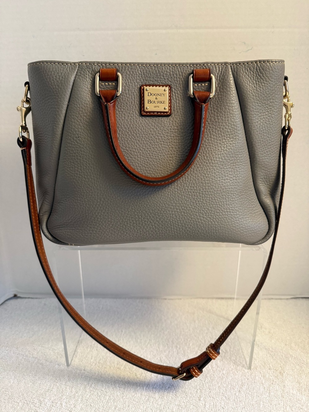 🩶 Dooney & Bourke Pebble Grain Leather Satchel Crossbody Gray Elephant Bag